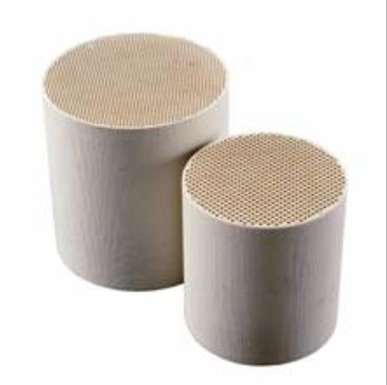 องค์ประกอบตัวเร่งปฏิกิริยารังผึ้ง Euro II Cordierite รองรับยานพาหนะเบนซิน Euro 2 6